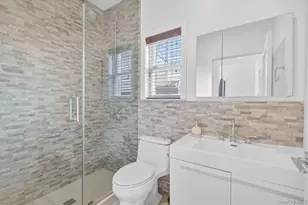 71-12 242nd St, Little Neck, NY 11362 - Photo 12