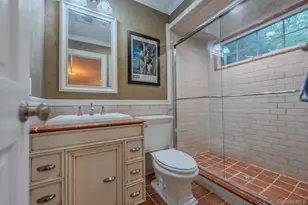 20 Astro Pl, Dix Hills, NY 11746 - Photo 32