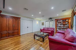 20 Astro Pl, Dix Hills, NY 11746 - Photo 20