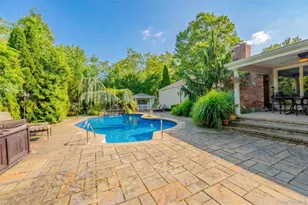 20 Astro Pl, Dix Hills, NY 11746 - Photo 42