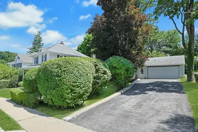 37 Orchard Street, Pleasantville, NY 10570 - Photo 24