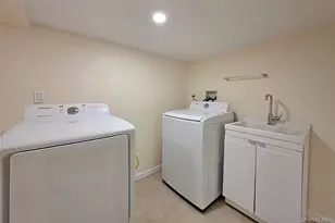 43-14 Marathon Pkwy, Little Neck, NY 11363 - Photo 30