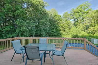 17 Cosmo Drive, Hopewell Junction, NY 12533 - Photo 14