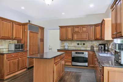 25 Esplanade Drive, Patchogue, NY 11772 - Photo 8