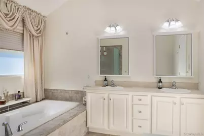 25 Esplanade Drive, Patchogue, NY 11772 - Photo 20