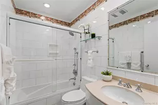 155 Birch Dr, East Hills, NY 11576 - Photo 20