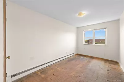 7442 43rd Avenue, Elmhurst, NY 11373 - Photo 22