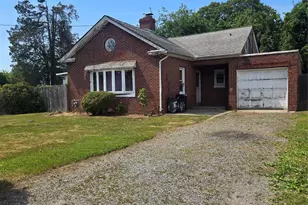 54 W 13th St, Huntington Station, NY 11746 - Photo 2