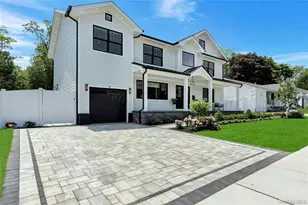 8 Allison Dr, Old Bethpage, NY 11804 - Photo 2