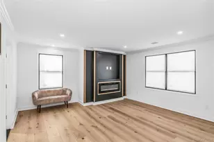 8 Allison Dr, Old Bethpage, NY 11804 - Photo 28
