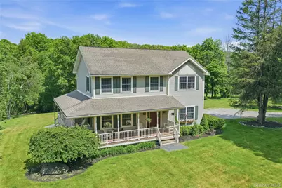 226 Cart Road #C, Dover Plains, NY 12522 - Photo 2
