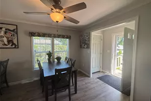 1661 Old Country, Riverhead, NY 11901 - Photo 22