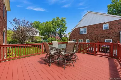 51 Cumberland Drive, Yonkers, NY 10704 - Photo 42