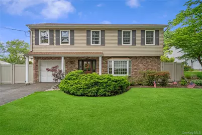11 Edison Drive, South Huntington, NY 11746 - Photo 1