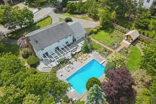 3 Mooring Dr, Bellport, NY 11713 - Photo 2