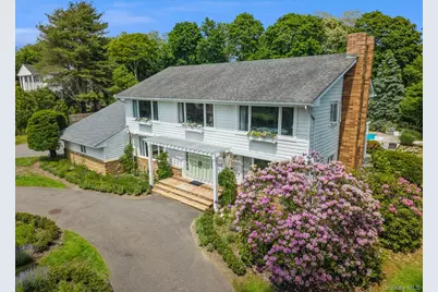 3 Mooring Drive, Bellport, NY 11713 - Photo 1