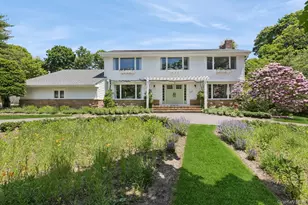 3 Mooring Dr, Bellport, NY 11713 - Photo 6