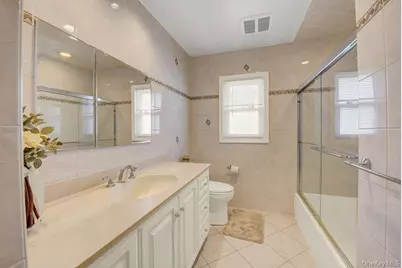 1662 Sherbourne Road, Valley Stream, NY 11580 - Photo 22