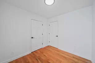 142-25 250th St, Rosedale, NY 11422 - Photo 16