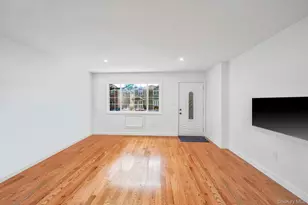 142-25 250th St, Rosedale, NY 11422 - Photo 10