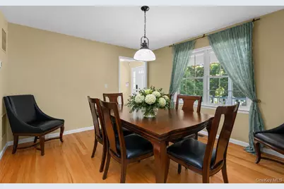 2211 Crompond Road, Yorktown Heights, NY 10598 - Photo 6