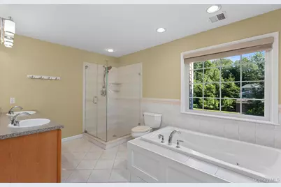 2211 Crompond Road, Yorktown Heights, NY 10598 - Photo 16