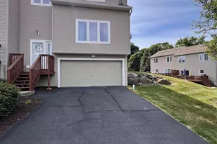 10 Rockridge Dr, Highland Mills, NY 10930 - Photo 2