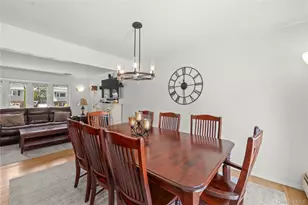 257 Cadman Ave, Babylon, NY 11702 - Photo 8