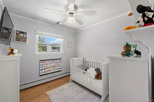 257 Cadman Ave, Babylon, NY 11702 - Photo 12