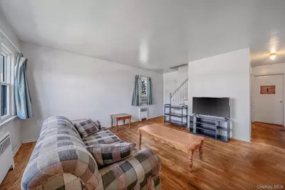 124 Washington Avenue, Valley Stream, NY 11580 - Photo 6