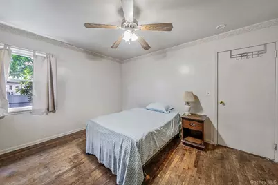 124 Washington Avenue, Valley Stream, NY 11580 - Photo 14