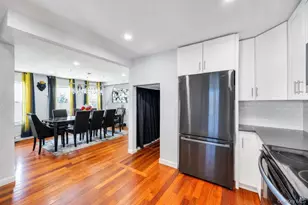 573 Miller Ave, Freeport, NY 11520 - Photo 18