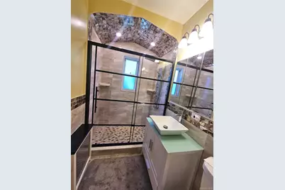 455 E 43rd Street, Brooklyn, NY 11203 - Photo 20