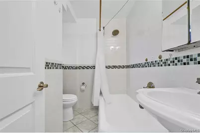 150-29 72nd Road #H4, Flushing, NY 11367 - Photo 14