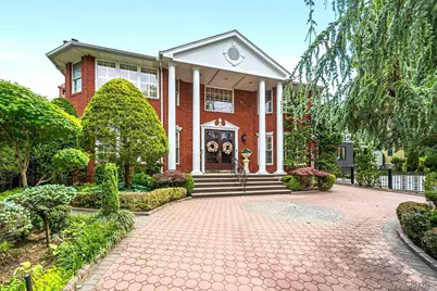4 Point Crescent, Whitestone, NY 11357 - Photo 4