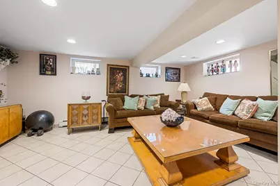 4 Point Crescent, Whitestone, NY 11357 - Photo 26