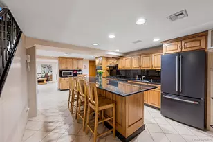 4 Point Crescent, Whitestone, NY 11357 - Photo 28