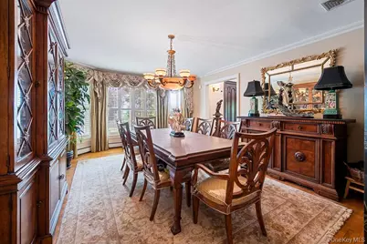 4 Point Crescent, Whitestone, NY 11357 - Photo 10
