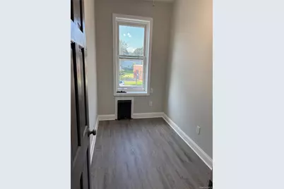 193-14 Jamaica Avenue # 2 Floor, Hollis, NY 11423 - Photo 10