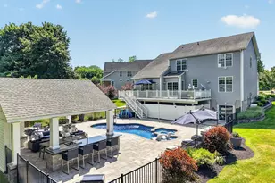 10 Sandlewood Circle, Hopewell Junction, NY 12533 - Photo 4
