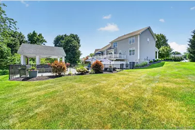 10 Sandlewood Circle, Hopewell Junction, NY 12533 - Photo 38