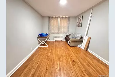 85-16 Little Neck Pkwy #1FL, Floral Park, NY 11001 - Photo 2