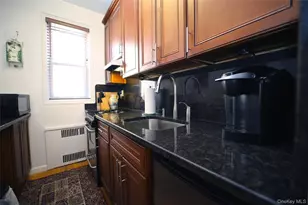 118-11 84th Ave, Kew Gardens, NY 11415 - Photo 14