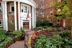 118-11 84th Ave, Kew Gardens, NY 11415 - Photo 1