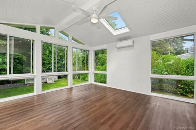 61 Friendly Road, Mahopac, NY 10541 - Photo 12