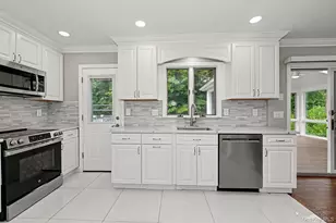 61 Friendly Rd, Mahopac, NY 10541 - Photo 8