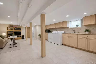 1277 Stadium Avenue, Bronx, NY 10465 - Photo 26