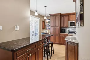 100 Baker Ct, Island Park, NY 11558 - Photo 4