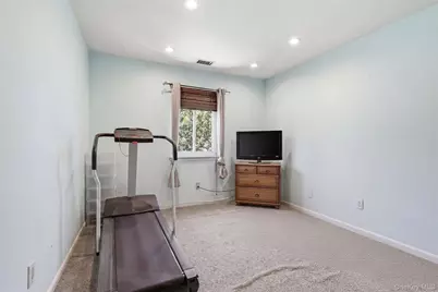 100 Baker Court #22, Island Park, NY 11558 - Photo 14