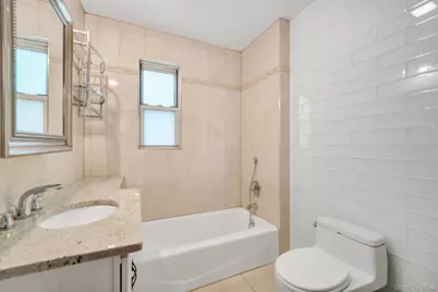 1945 Paulding Avenue, Bronx, NY 10462 - Photo 16